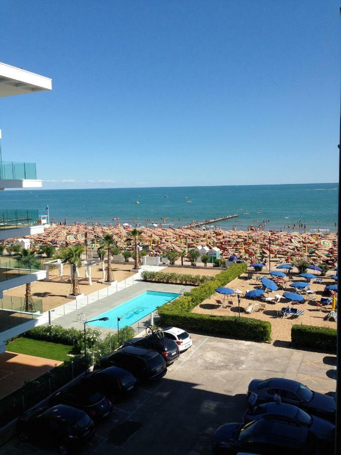 Heron Apartments Lido di Jesolo Kültér fotó